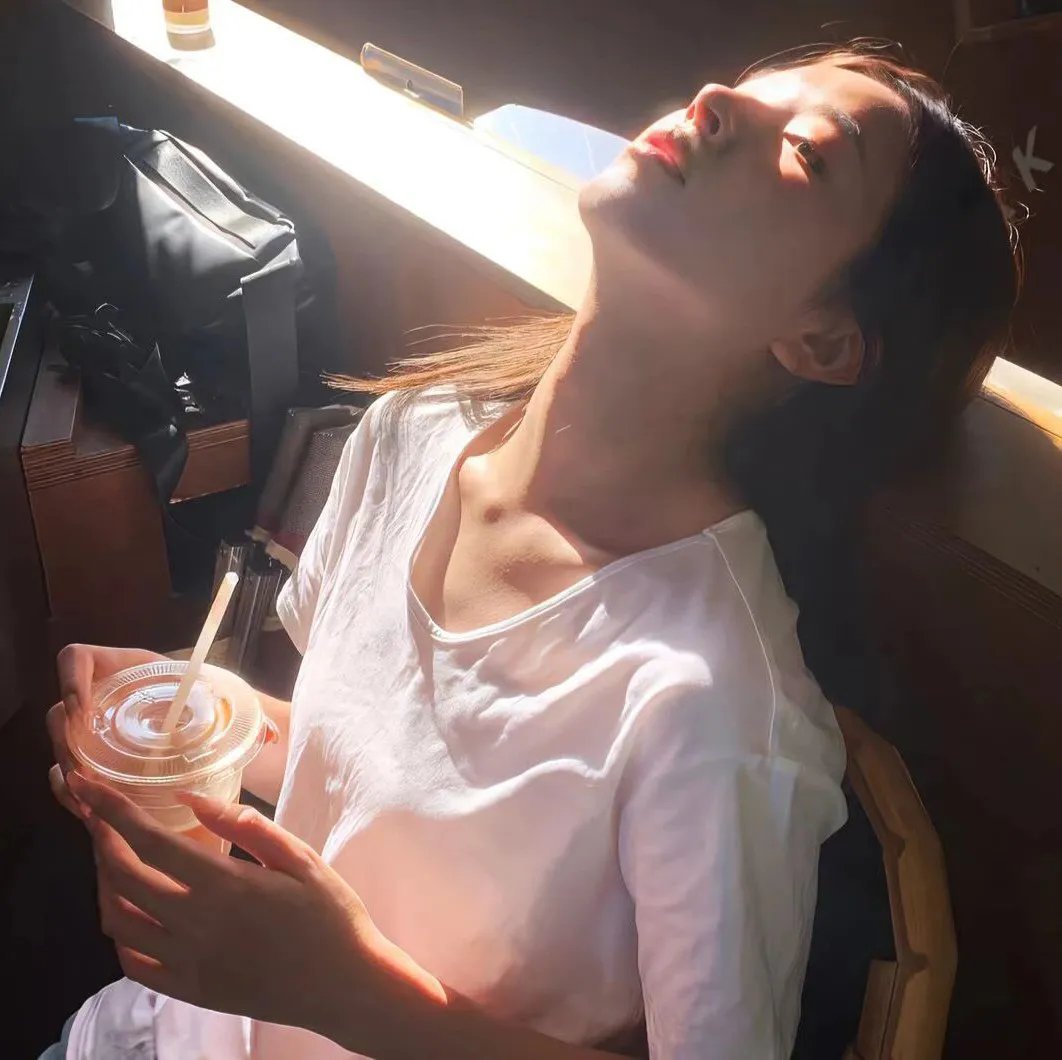 撒娇女人最好命